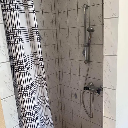 Casa vacanze Beautiful In With 3 Bedrooms And Wifi